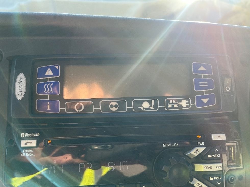 Refrigerated Truck-Light and Medium Duty Trucks-Freightliner-2019-M2-Fontana-CA-72,738\n\t\tmiles-$ 60,000 - Image 26