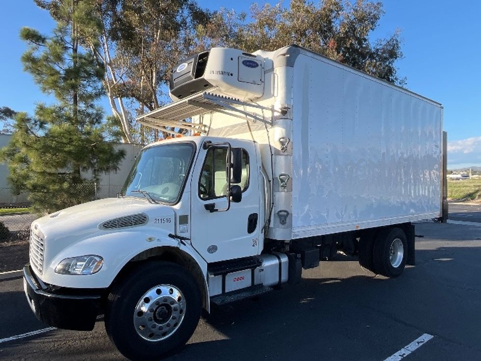 Refrigerated Truck-Light and Medium Duty Trucks-Freightliner-2019-M2-Fontana-CA-72,738\n\t\tmiles-$ 60,000 - Image 3