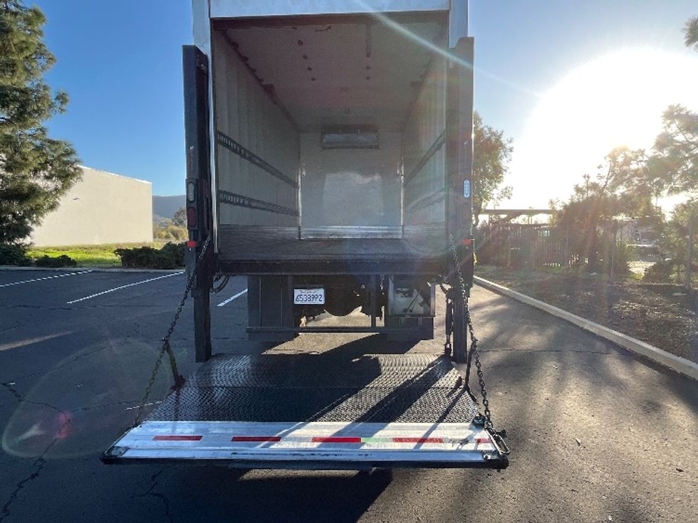 Refrigerated Truck-Light and Medium Duty Trucks-Freightliner-2019-M2-Fontana-CA-72,738\n\t\tmiles-$ 60,000 - Image 9