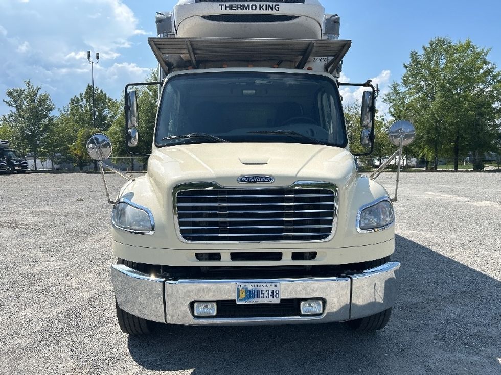 Refrigerated Truck-Light and Medium Duty Trucks-Freightliner-2019-M2-Forest Park-GA-139,358\n\t\tmiles-$ 42,250 - Image 2