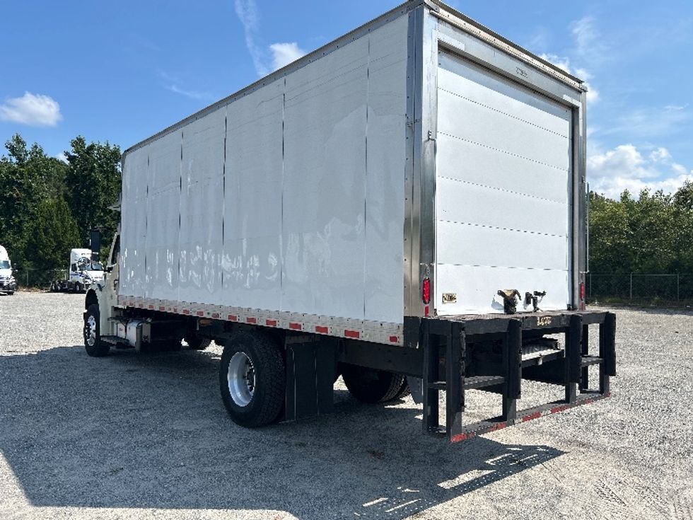 Refrigerated Truck-Light and Medium Duty Trucks-Freightliner-2019-M2-Forest Park-GA-139,358\n\t\tmiles-$ 42,250 - Image 6