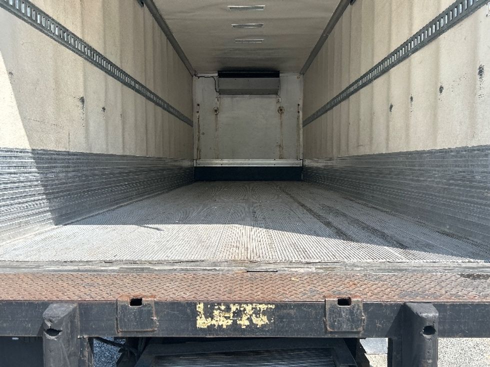Refrigerated Truck-Light and Medium Duty Trucks-Freightliner-2019-M2-Forest Park-GA-139,358\n\t\tmiles-$ 42,250 - Image 9