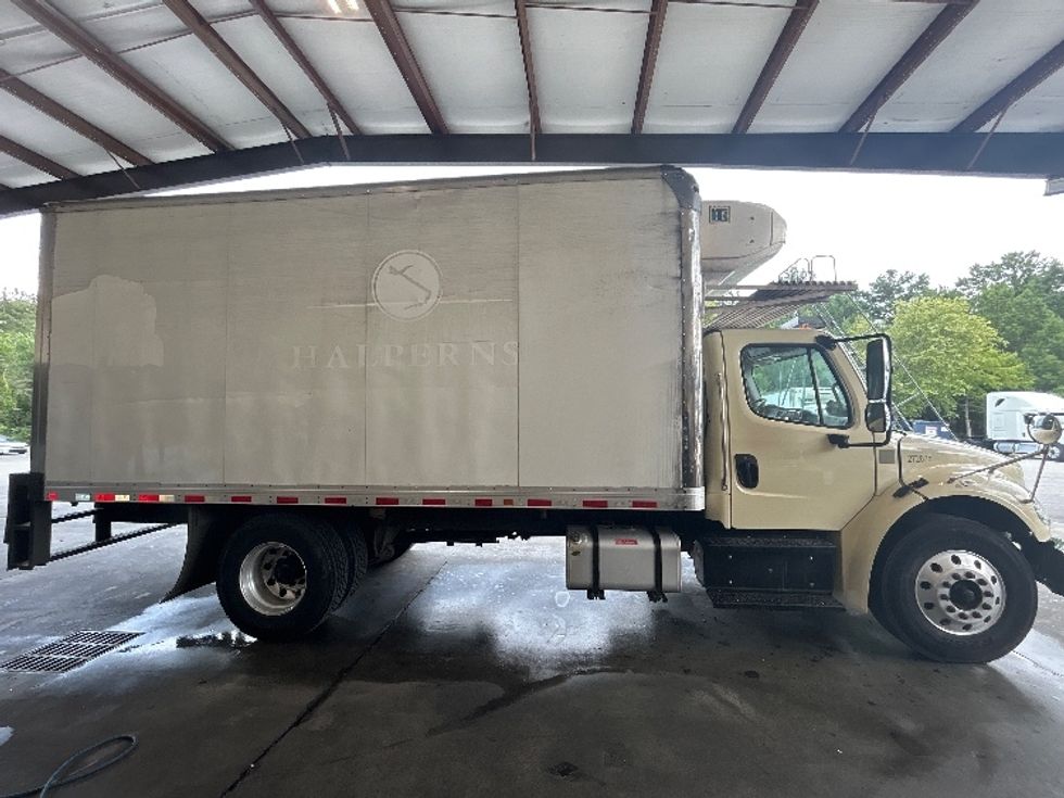 Refrigerated Truck-Light and Medium Duty Trucks-Freightliner-2019-M2-Forest Park-GA-145,552\n\t\tmiles-$ 50,500 - Image 14