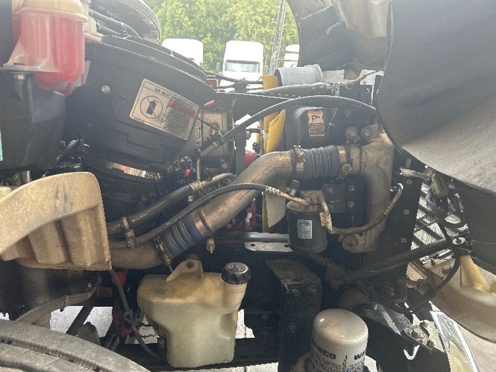 Refrigerated Truck-Light and Medium Duty Trucks-Freightliner-2019-M2-Forest Park-GA-145,552\n\t\tmiles-$ 50,500 - Image 22