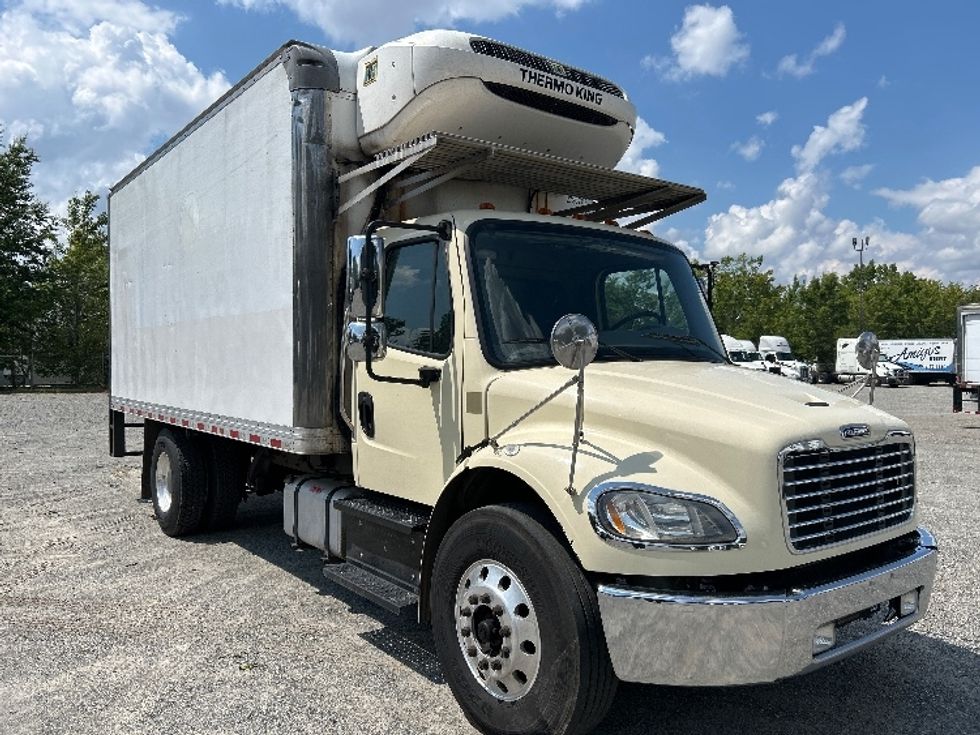 Refrigerated Truck-Light and Medium Duty Trucks-Freightliner-2019-M2-Forest Park-GA-146,212\n\t\tmiles-$ 53,500 - Image 1