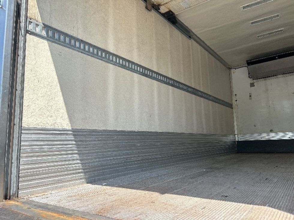 Refrigerated Truck-Light and Medium Duty Trucks-Freightliner-2019-M2-Forest Park-GA-146,212\n\t\tmiles-$ 53,500 - Image 10