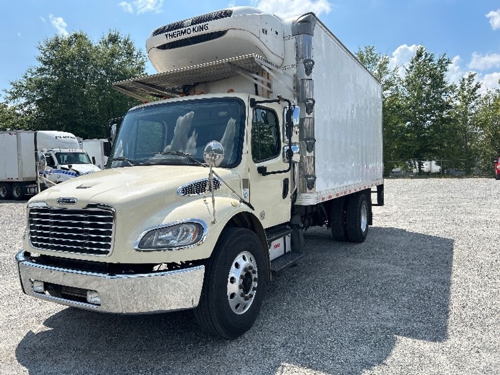 Refrigerated Truck-Light and Medium Duty Trucks-Freightliner-2019-M2-Forest Park-GA-146,212\n\t\tmiles-$ 53,500 - Image 3