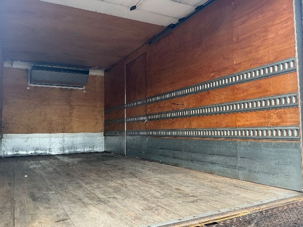 Refrigerated Truck-Light and Medium Duty Trucks-Freightliner-2019-M2-Forest Park-GA-151,352\n\t\tmiles-$ 49,750 - Image 12