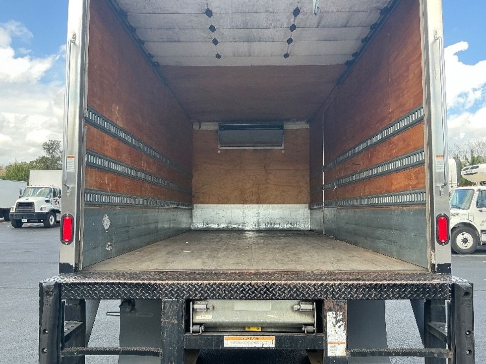 Refrigerated Truck-Light and Medium Duty Trucks-Freightliner-2019-M2-Forest Park-GA-151,352\n\t\tmiles-$ 49,750 - Image 8
