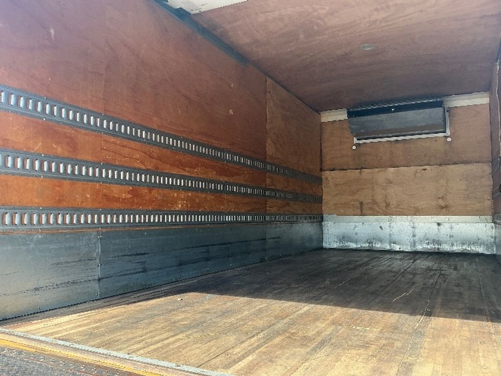 Refrigerated Truck-Light and Medium Duty Trucks-Freightliner-2019-M2-Forest Park-GA-163,156\n\t\tmiles-$ 51,500 - Image 11