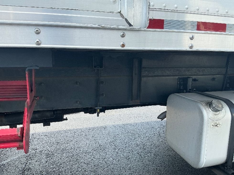 Refrigerated Truck-Light and Medium Duty Trucks-Freightliner-2019-M2-Forest Park-GA-163,156\n\t\tmiles-$ 51,500 - Image 14