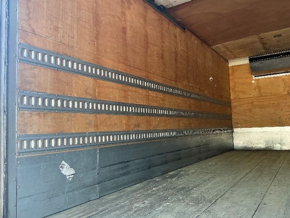 Refrigerated Truck-Light and Medium Duty Trucks-Freightliner-2019-M2-Forest Park-GA-208,035\n\t\tmiles-$ 47,750 - Image 10