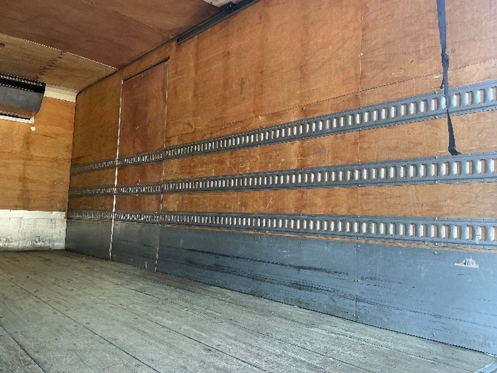 Refrigerated Truck-Light and Medium Duty Trucks-Freightliner-2019-M2-Forest Park-GA-208,035\n\t\tmiles-$ 47,750 - Image 11