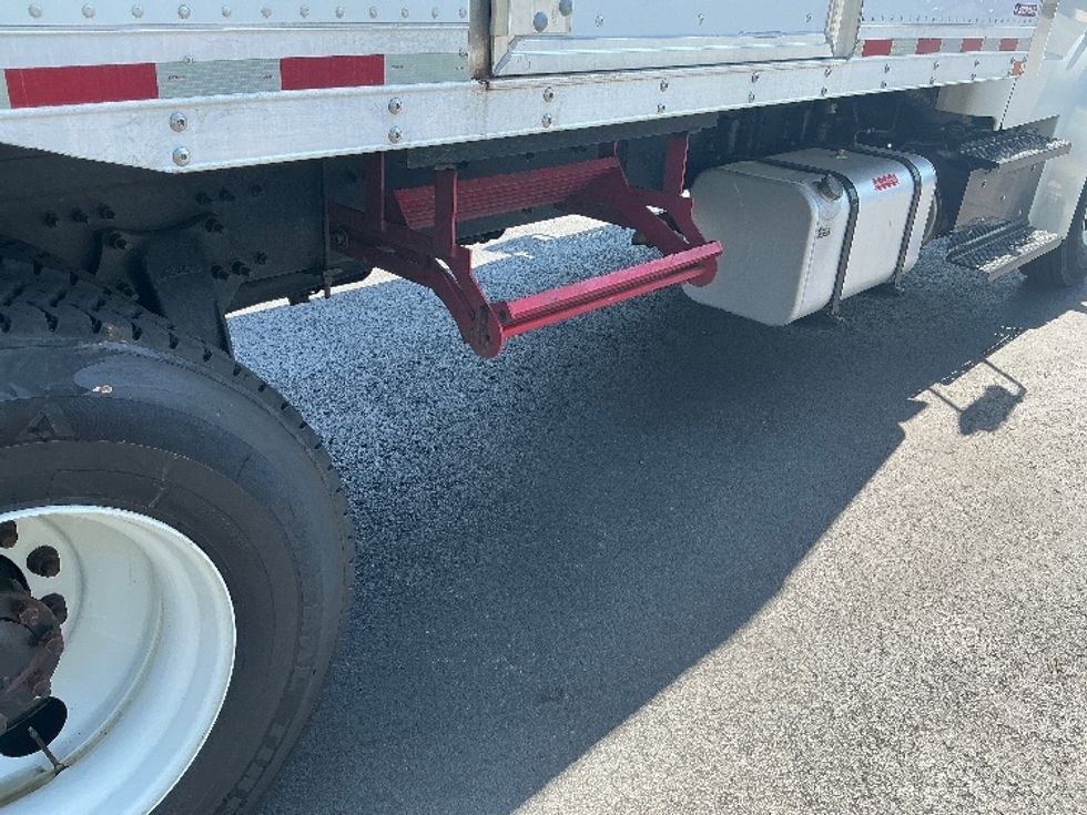 Refrigerated Truck-Light and Medium Duty Trucks-Freightliner-2019-M2-Forest Park-GA-208,035\n\t\tmiles-$ 47,750 - Image 13