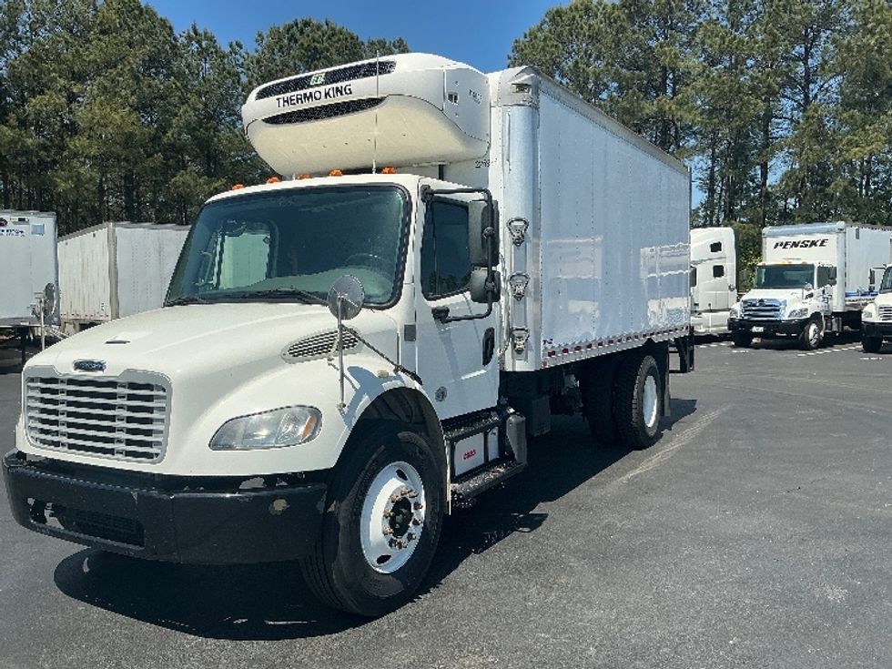 Refrigerated Truck-Light and Medium Duty Trucks-Freightliner-2019-M2-Forest Park-GA-208,035\n\t\tmiles-$ 47,750 - Image 3