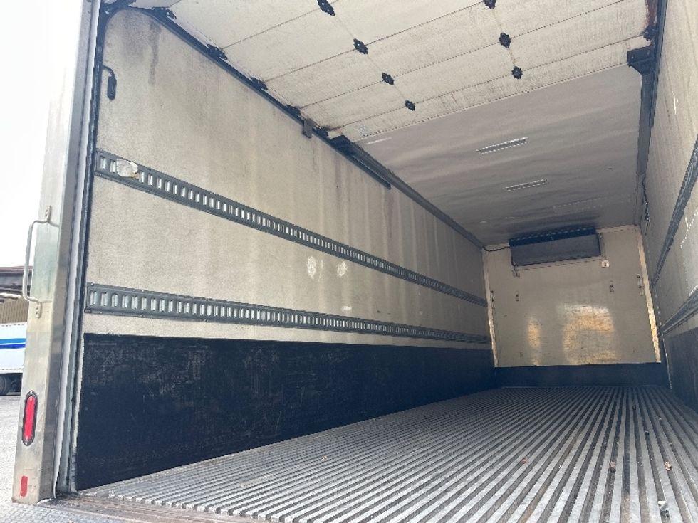 Refrigerated Truck-Light and Medium Duty Trucks-Freightliner-2019-M2-Forest Park-GA-220,467\n\t\tmiles-$ 38,250 - Image 11
