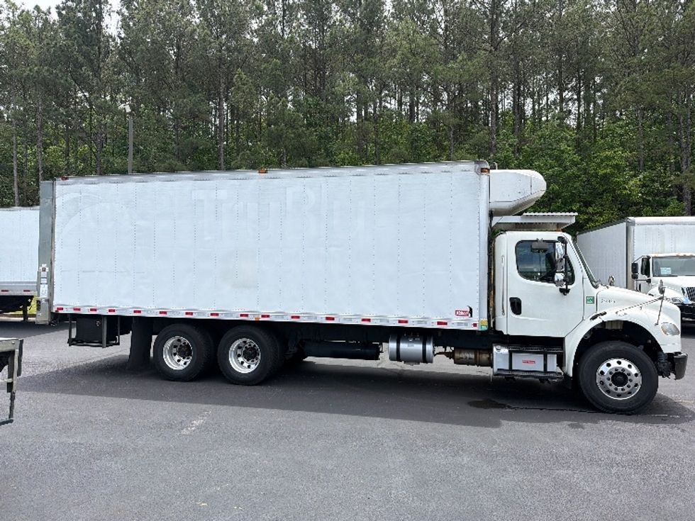Refrigerated Truck-Light and Medium Duty Trucks-Freightliner-2019-M2-Forest Park-GA-351,823\n\t\tmiles-$ 27,500 - Image 14