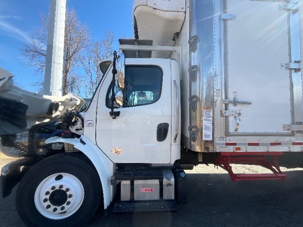 Refrigerated Truck-Light and Medium Duty Trucks-Freightliner-2019-M2-Fredericksburg-VA-259,897\n\t\tmiles-$ 47,750 - Image 26