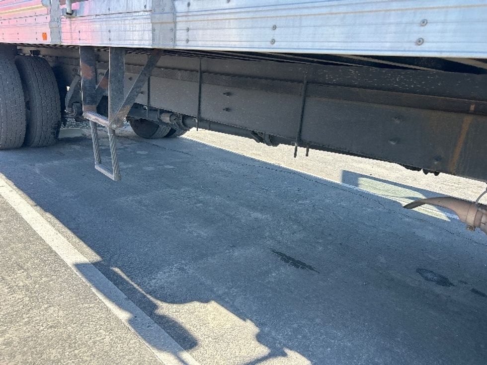 Refrigerated Truck-Light and Medium Duty Trucks-Freightliner-2019-M2-Fresno-CA-152,467\n\t\tmiles-$ 57,750 - Image 14