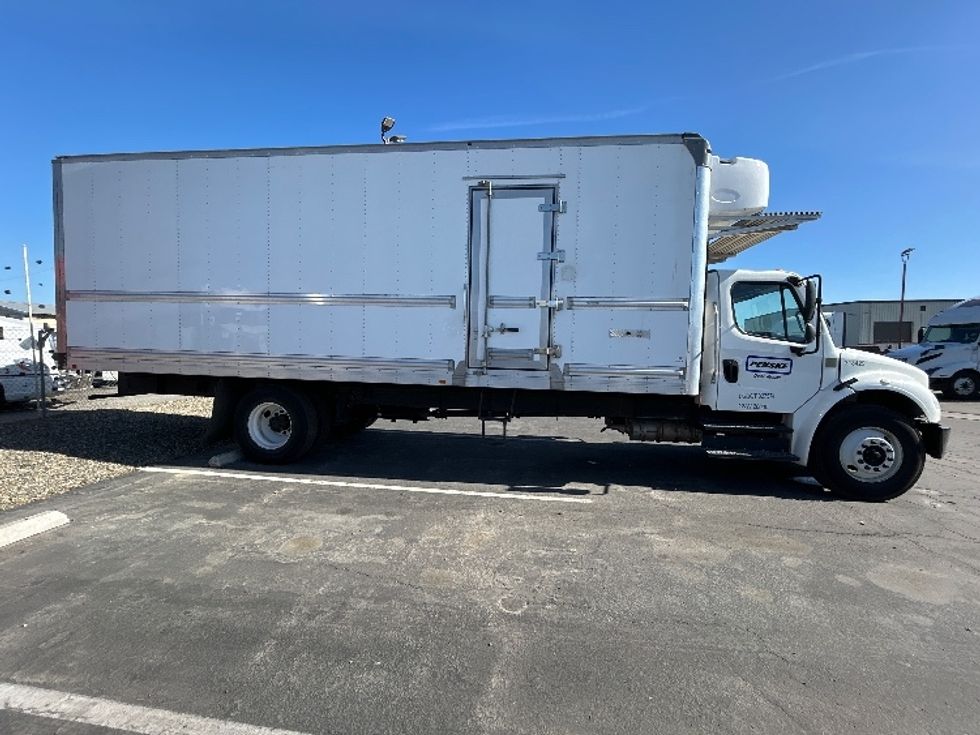Refrigerated Truck-Light and Medium Duty Trucks-Freightliner-2019-M2-Fresno-CA-152,467\n\t\tmiles-$ 57,750 - Image 5
