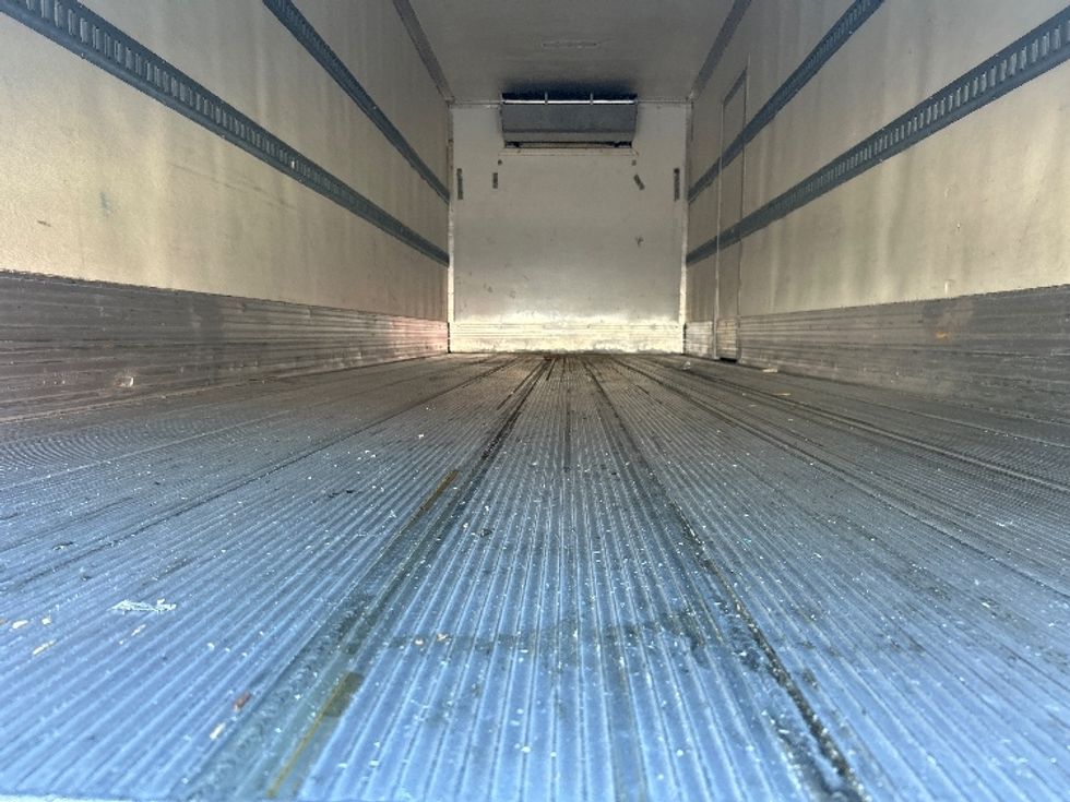 Refrigerated Truck-Light and Medium Duty Trucks-Freightliner-2019-M2-Fresno-CA-152,467\n\t\tmiles-$ 57,750 - Image 8