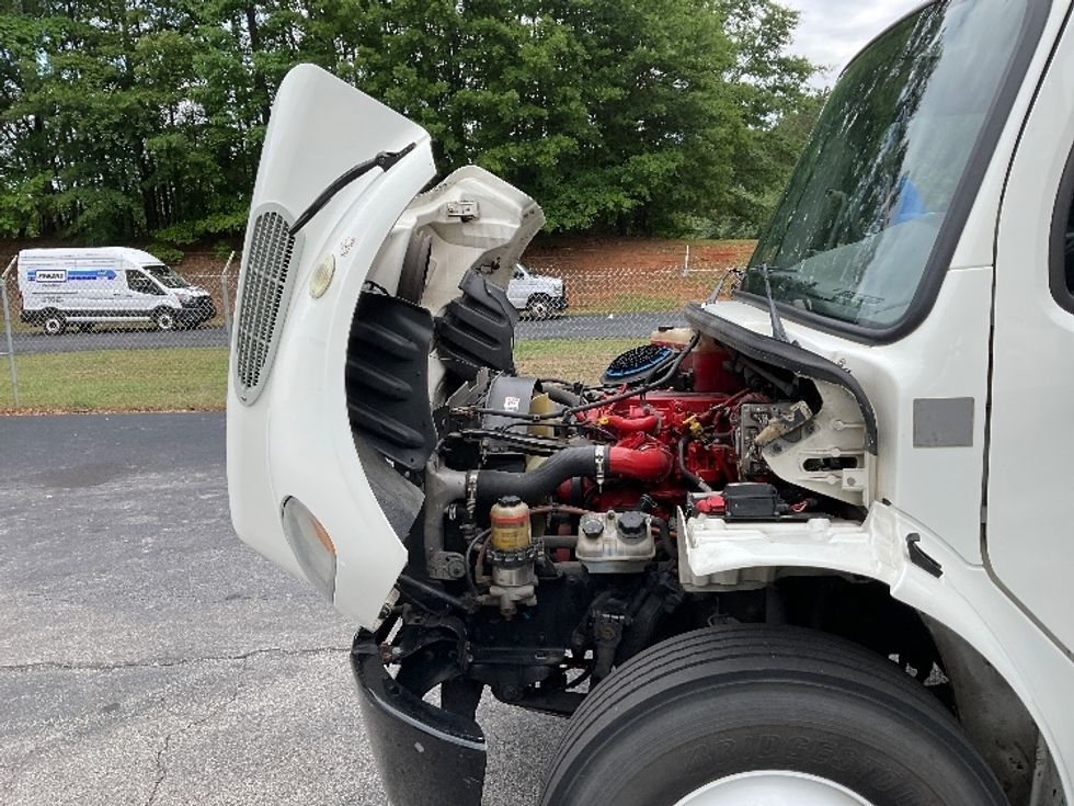 Refrigerated Truck-Light and Medium Duty Trucks-Freightliner-2019-M2-Gainesville-GA-266,999\n\t\tmiles-$ 42,000 - Image 24