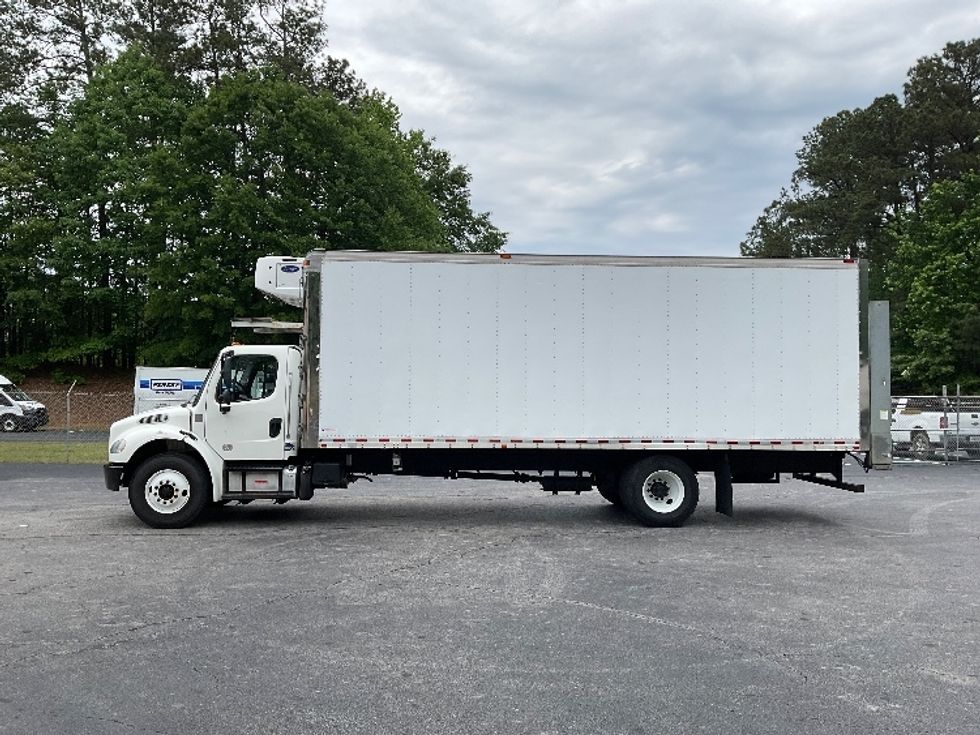 Refrigerated Truck-Light and Medium Duty Trucks-Freightliner-2019-M2-Gainesville-GA-266,999\n\t\tmiles-$ 42,000 - Image 4