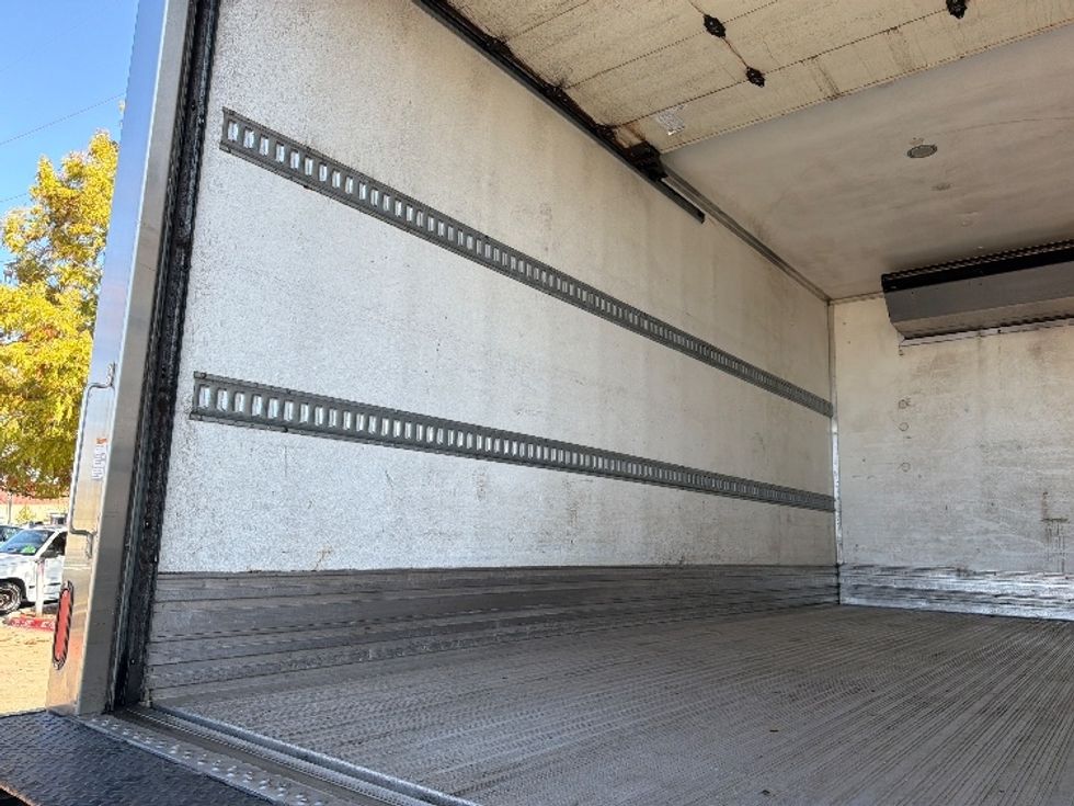 Refrigerated Truck-Light and Medium Duty Trucks-Freightliner-2019-M2-Garland-TX-420,111\n\t\tmiles-$ 20,500 - Image 11