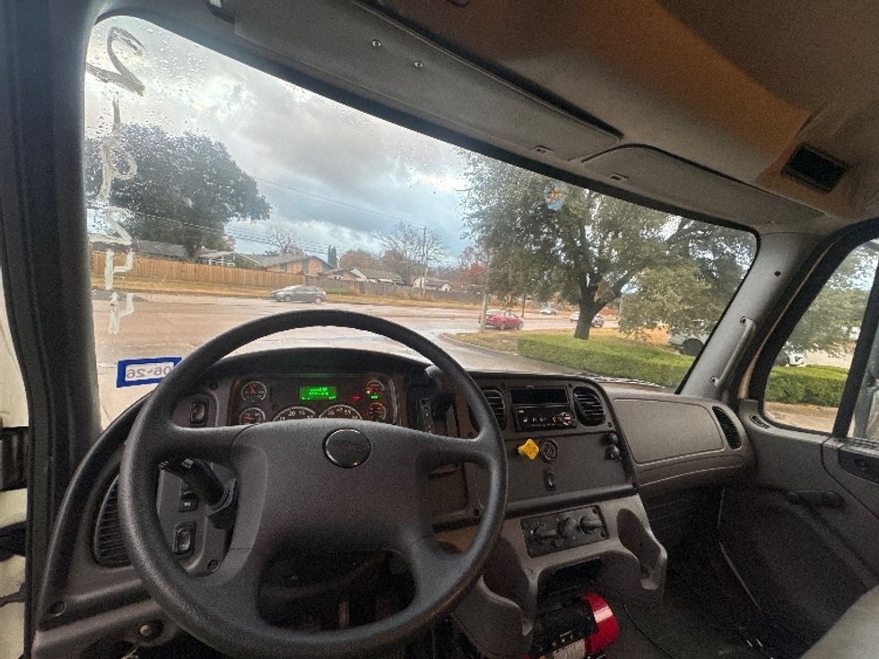 Refrigerated Truck-Light and Medium Duty Trucks-Freightliner-2019-M2-Garland-TX-420,111\n\t\tmiles-$ 20,500 - Image 18