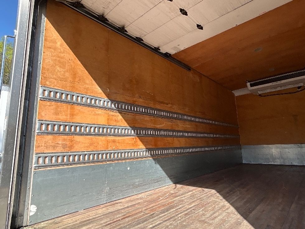 Refrigerated Truck-Light and Medium Duty Trucks-Freightliner-2019-M2-Garner-NC-287,923\n\t\tmiles-$ 25,500 - Image 11