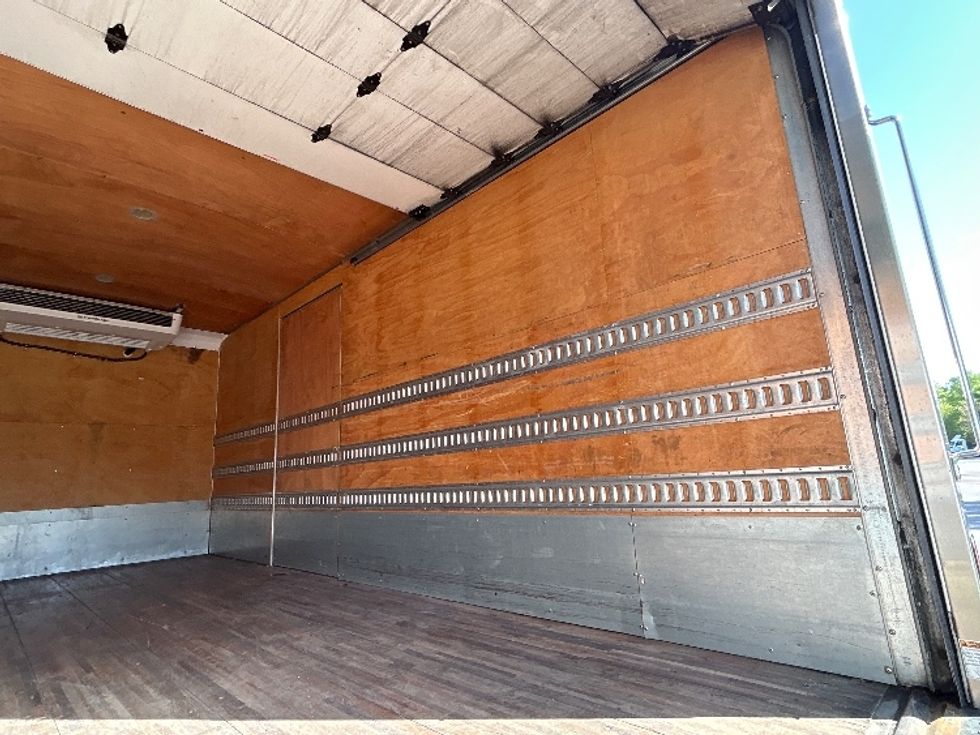 Refrigerated Truck-Light and Medium Duty Trucks-Freightliner-2019-M2-Garner-NC-287,923\n\t\tmiles-$ 25,500 - Image 12