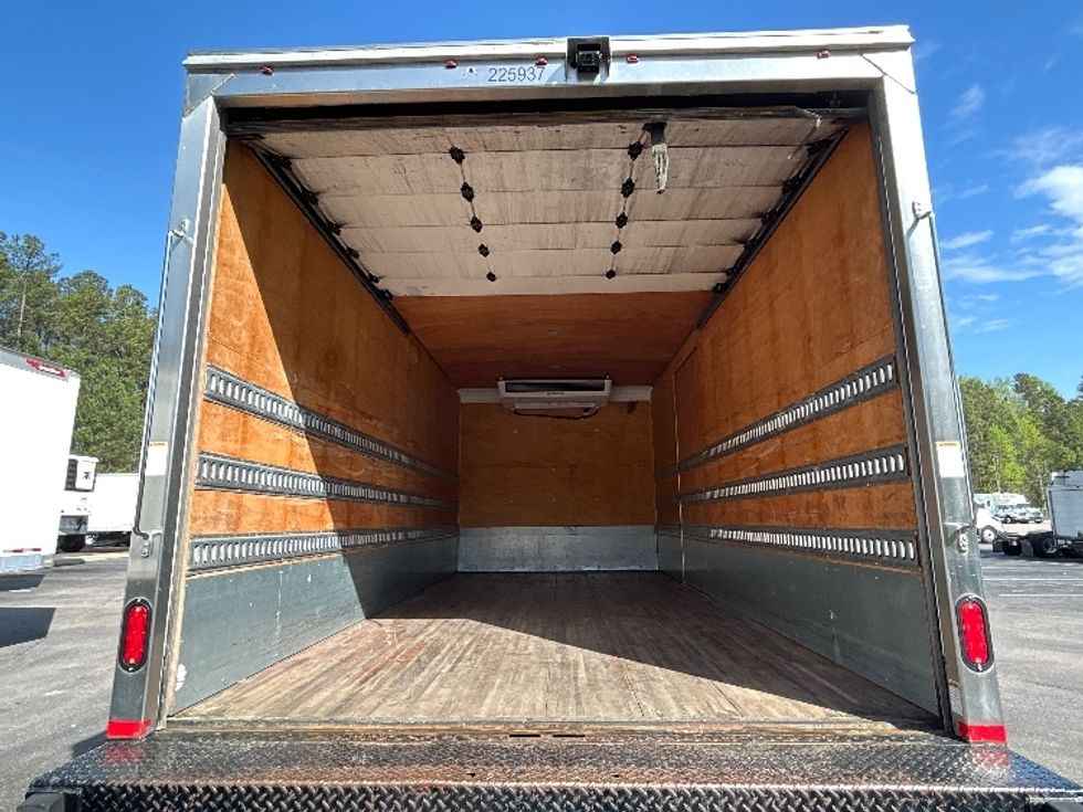 Refrigerated Truck-Light and Medium Duty Trucks-Freightliner-2019-M2-Garner-NC-287,923\n\t\tmiles-$ 25,500 - Image 8