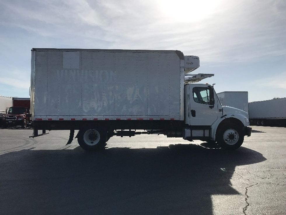Refrigerated Truck-Light and Medium Duty Trucks-Freightliner-2019-M2-Gilroy-CA-352,896\n\t\tmiles-$ 20,000 - Image 15