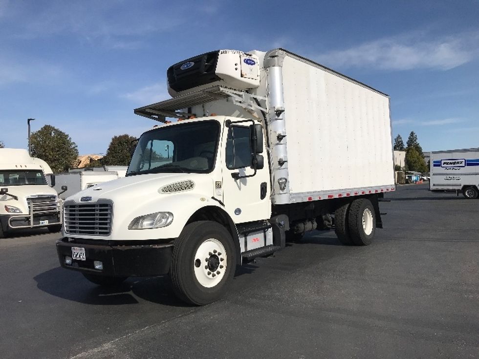 Refrigerated Truck-Light and Medium Duty Trucks-Freightliner-2019-M2-Gilroy-CA-352,896\n\t\tmiles-$ 20,000 - Image 3