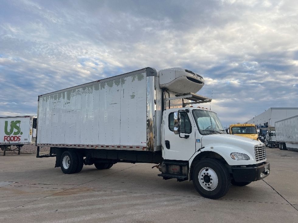 Refrigerated Truck-Light and Medium Duty Trucks-Freightliner-2019-M2-Grand Prairie-TX-262,485\n\t\tmiles-$ 33,500 - Image 1