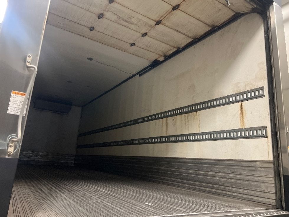 Refrigerated Truck-Light and Medium Duty Trucks-Freightliner-2019-M2-Grand Prairie-TX-262,485\n\t\tmiles-$ 33,500 - Image 12
