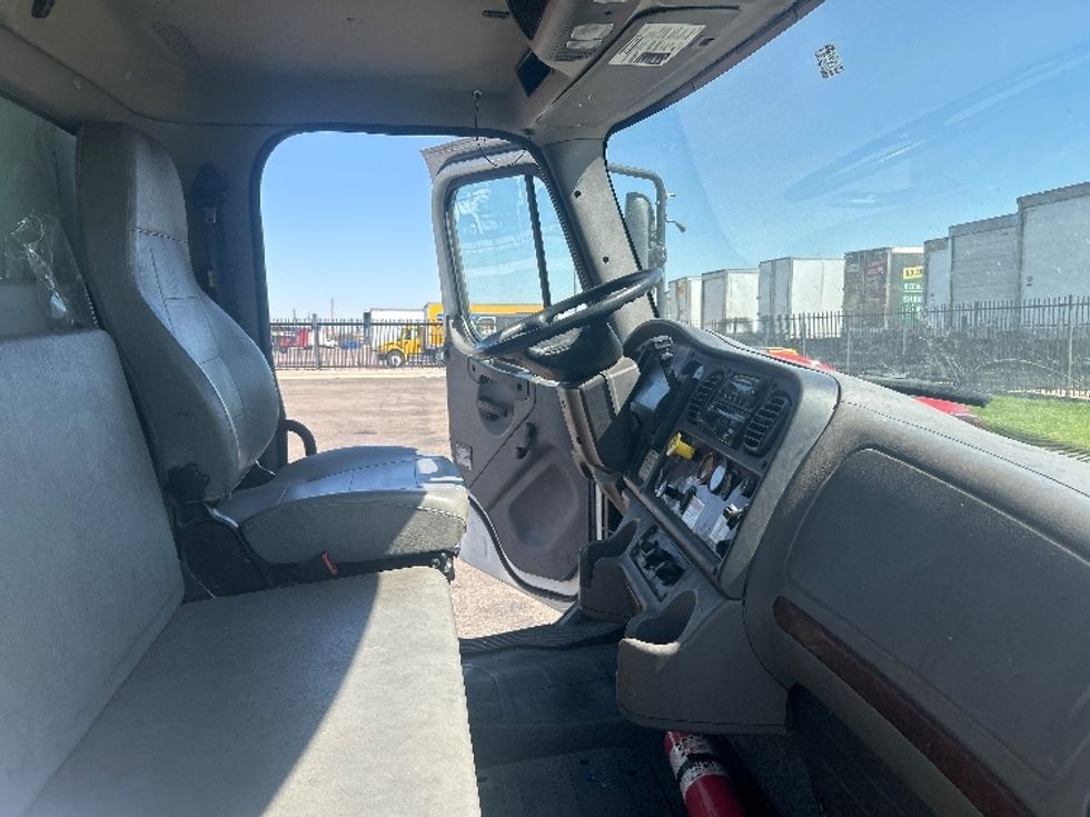 Refrigerated Truck-Light and Medium Duty Trucks-Freightliner-2019-M2-Greeley-CO-198,637\n\t\tmiles-$ 58,750 - Image 22