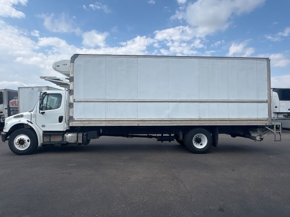 Refrigerated Truck-Light and Medium Duty Trucks-Freightliner-2019-M2-Greeley-CO-198,637\n\t\tmiles-$ 58,750 - Image 4