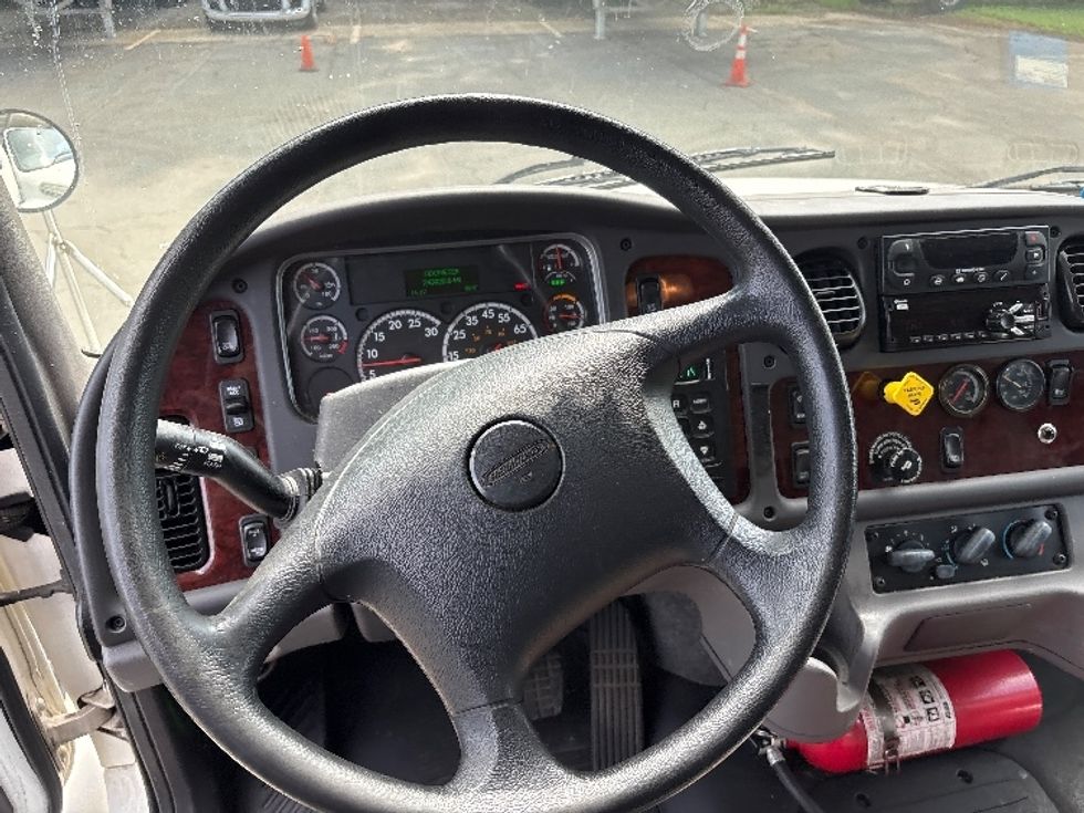 Refrigerated Truck-Light and Medium Duty Trucks-Freightliner-2019-M2-Greensboro-NC-243,874\n\t\tmiles-$ 42,750 - Image 18
