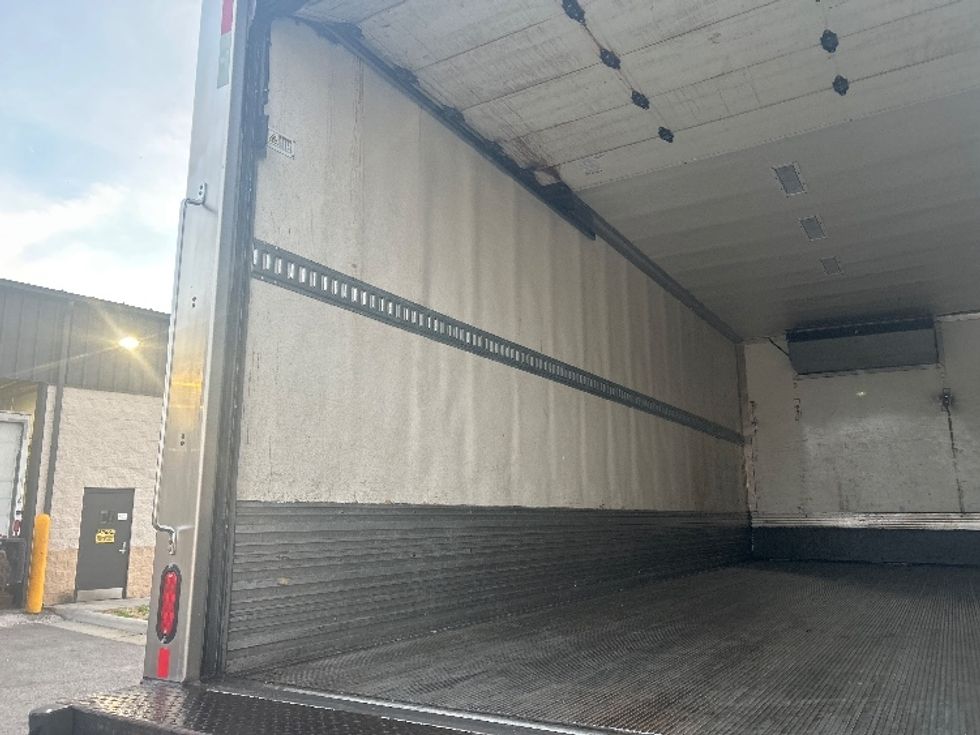 Refrigerated Truck-Light and Medium Duty Trucks-Freightliner-2019-M2-Greensboro-NC-324,965\n\t\tmiles-$ 20,750 - Image 11