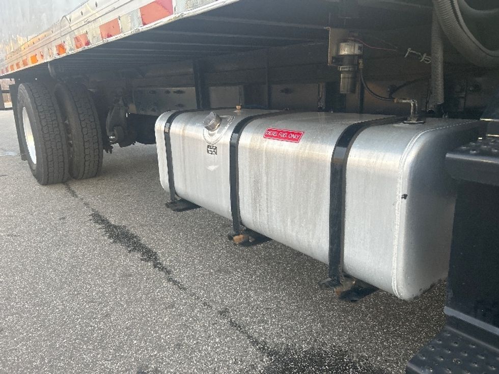 Refrigerated Truck-Light and Medium Duty Trucks-Freightliner-2019-M2-Greensboro-NC-324,965\n\t\tmiles-$ 20,750 - Image 14