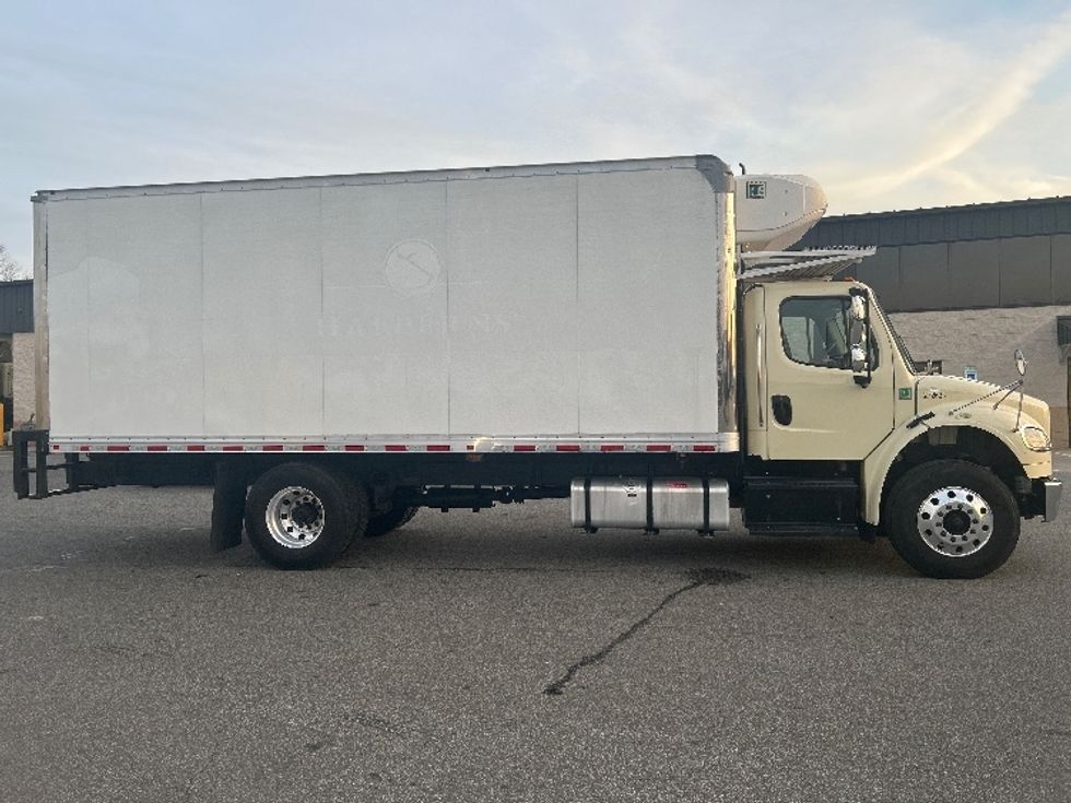 Refrigerated Truck-Light and Medium Duty Trucks-Freightliner-2019-M2-Greensboro-NC-324,965\n\t\tmiles-$ 20,750 - Image 15