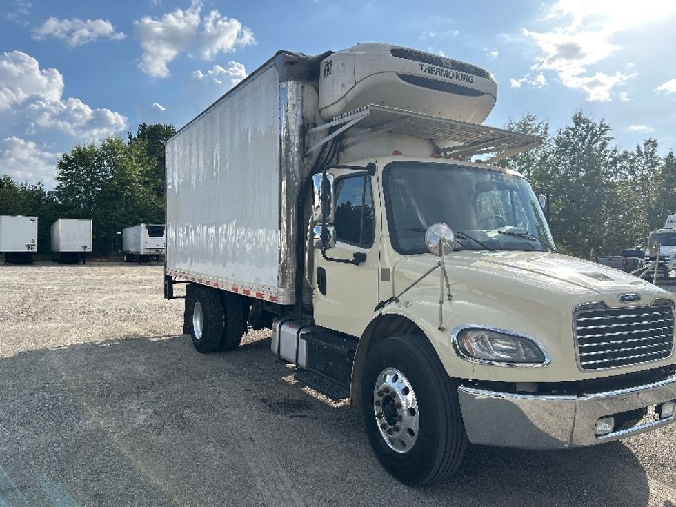 Refrigerated Truck-Light and Medium Duty Trucks-Freightliner-2019-M2-Greenville-SC-201,682\n\t\tmiles-$ 42,750 - Image 1