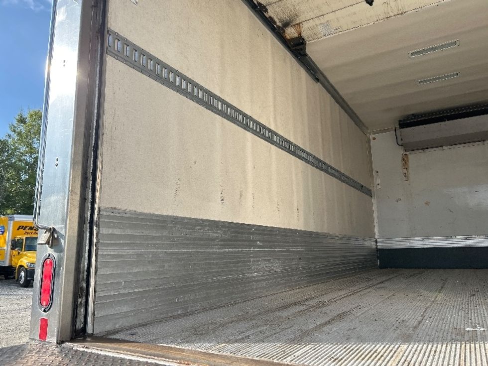 Refrigerated Truck-Light and Medium Duty Trucks-Freightliner-2019-M2-Greenville-SC-201,682\n\t\tmiles-$ 42,750 - Image 10