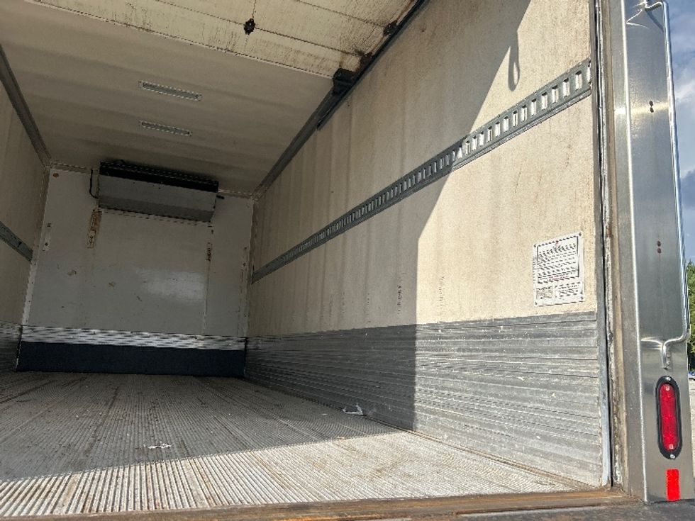 Refrigerated Truck-Light and Medium Duty Trucks-Freightliner-2019-M2-Greenville-SC-201,682\n\t\tmiles-$ 42,750 - Image 11