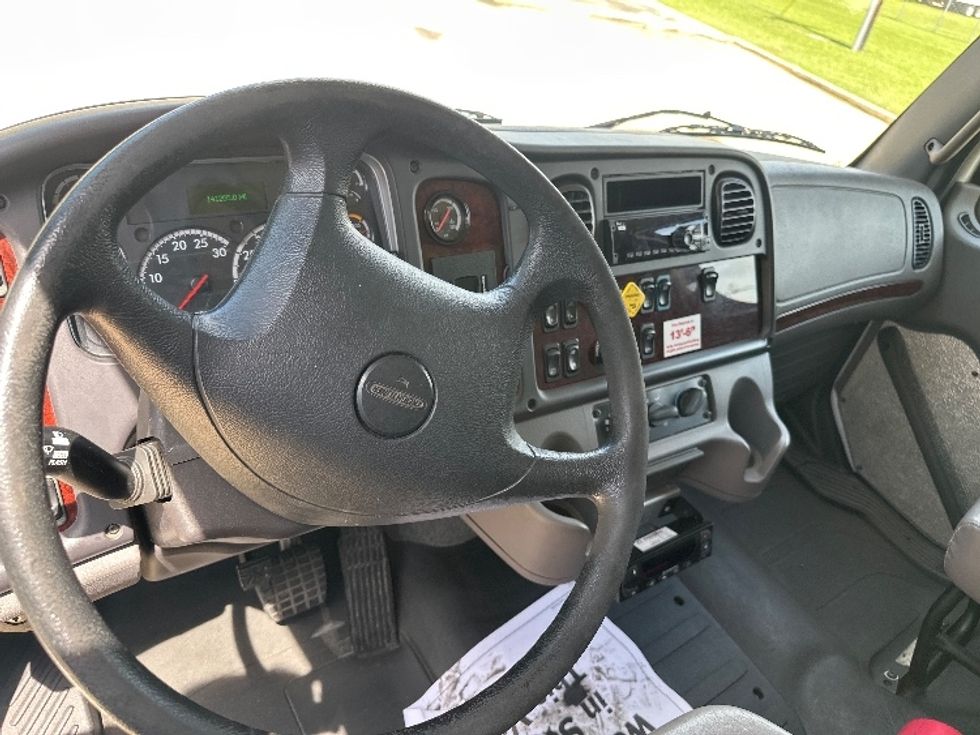 Refrigerated Truck-Light and Medium Duty Trucks-Freightliner-2019-M2-Hammond-LA-138,824\n\t\tmiles-$ 67,250 - Image 18