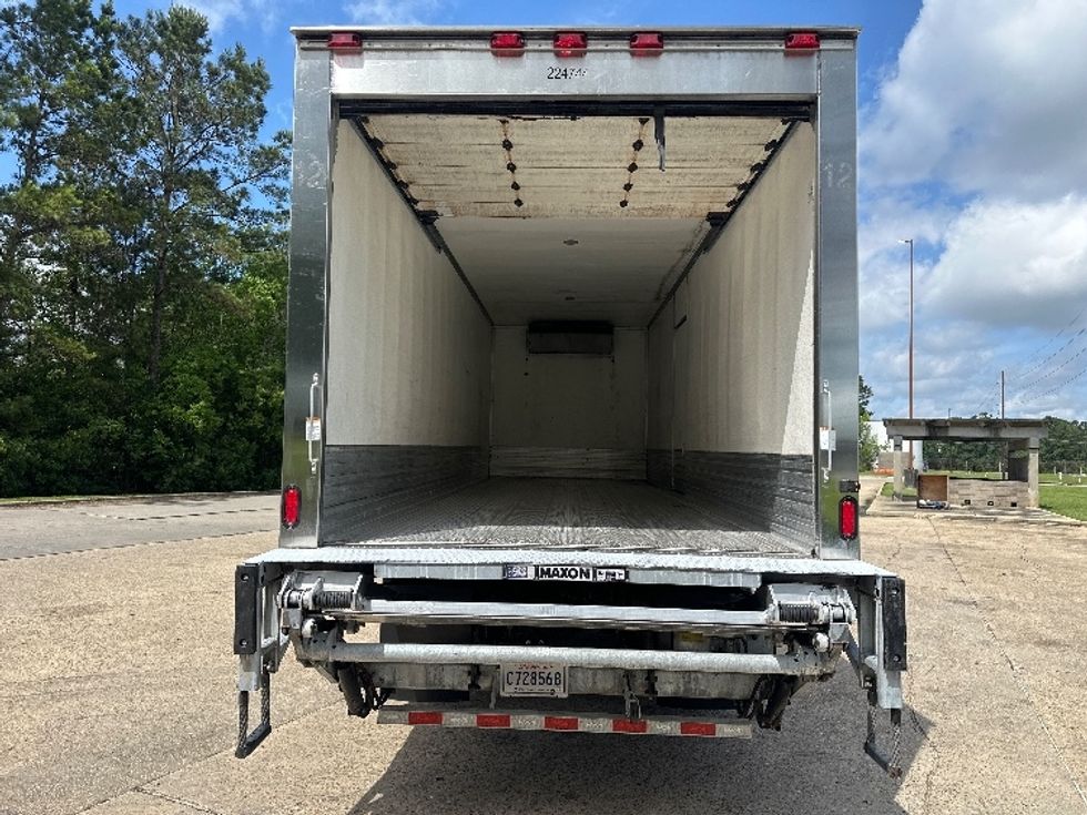 Refrigerated Truck-Light and Medium Duty Trucks-Freightliner-2019-M2-Hammond-LA-138,824\n\t\tmiles-$ 67,250 - Image 8