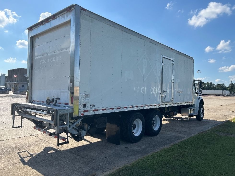Refrigerated Truck-Light and Medium Duty Trucks-Freightliner-2019-M2-Hammond-LA-144,444\n\t\tmiles-$ 70,250 - Image 13