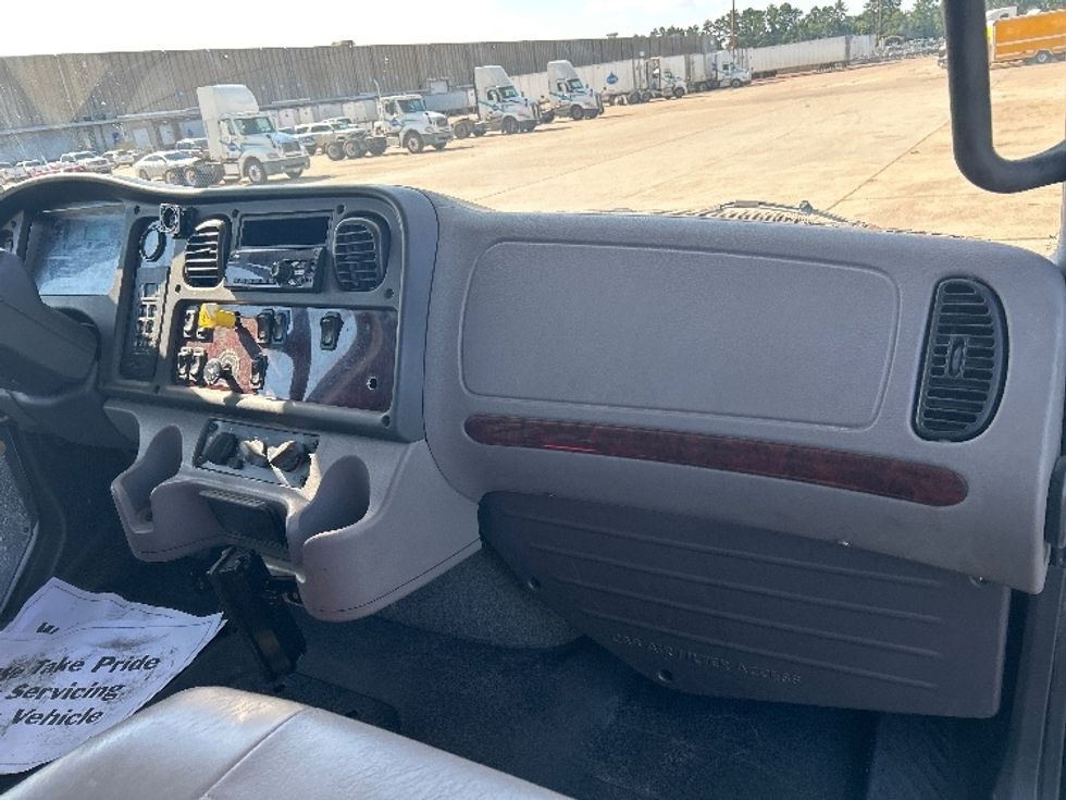 Refrigerated Truck-Light and Medium Duty Trucks-Freightliner-2019-M2-Hammond-LA-144,444\n\t\tmiles-$ 70,250 - Image 21