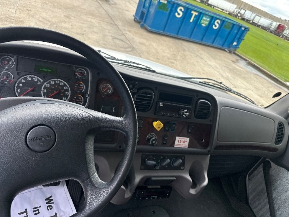 Refrigerated Truck-Light and Medium Duty Trucks-Freightliner-2019-M2-Hammond-LA-147,613\n\t\tmiles-$ 69,000 - Image 18